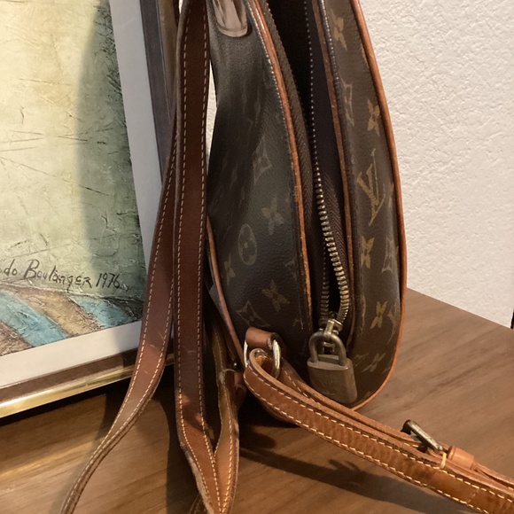 Authentic Louis Vuitton Monogram Ellipse Backpack - Picture 2 of 11